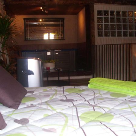 Casa Rural Con Jacuzzi Taberna Del Tio Pedro Cabañas de Polendos Kültér fotó