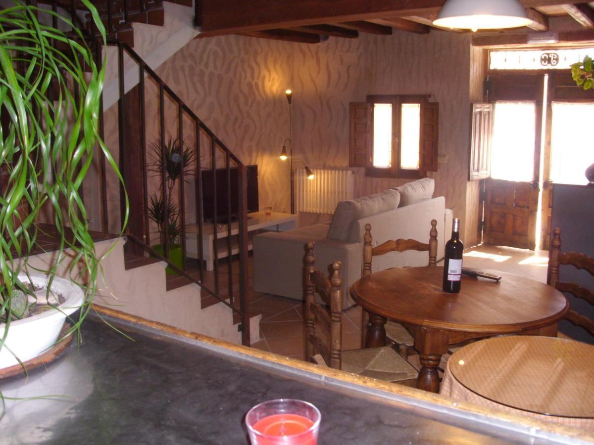 Casa Rural Con Jacuzzi Taberna Del Tio Pedro Cabañas de Polendos Kültér fotó
